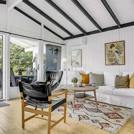 Holiday home Cozy In With Wifi *